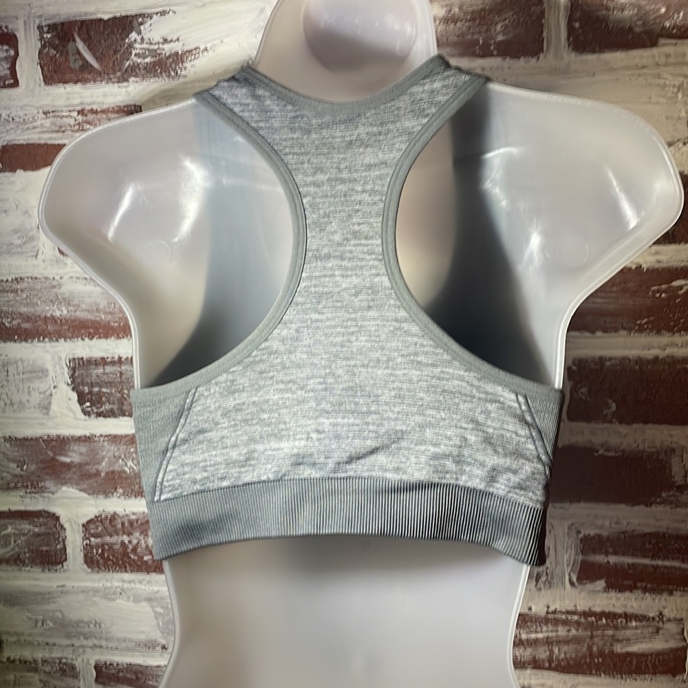 Bra - Picture 2 of 5